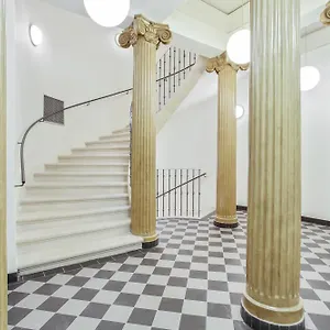 Newly Opened, Designer Opera Apartamento