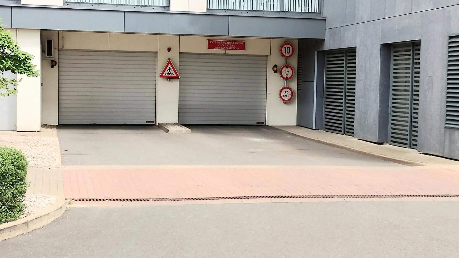 Modern Apartment With Parking Praga Repubblica Ceca